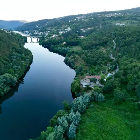 Quinta Da Conca Riverfront Douro Valley בית נופש *